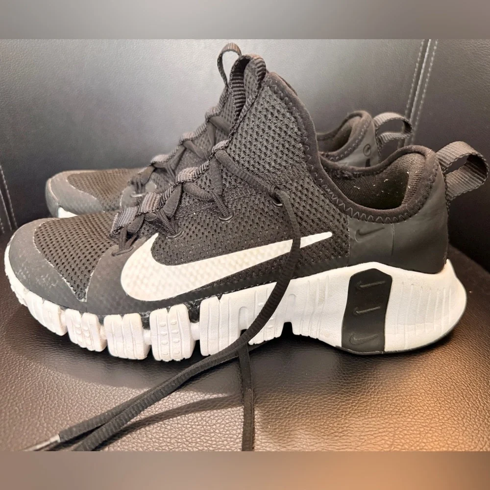 Nike Free Metcon 3 Black White Trainers - Picture 2 of 16